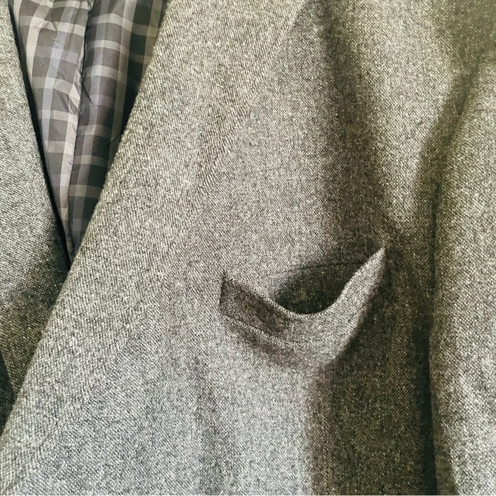 JoS A. Bank mens wool sport coat jacket size 52R/0 gray double button lined